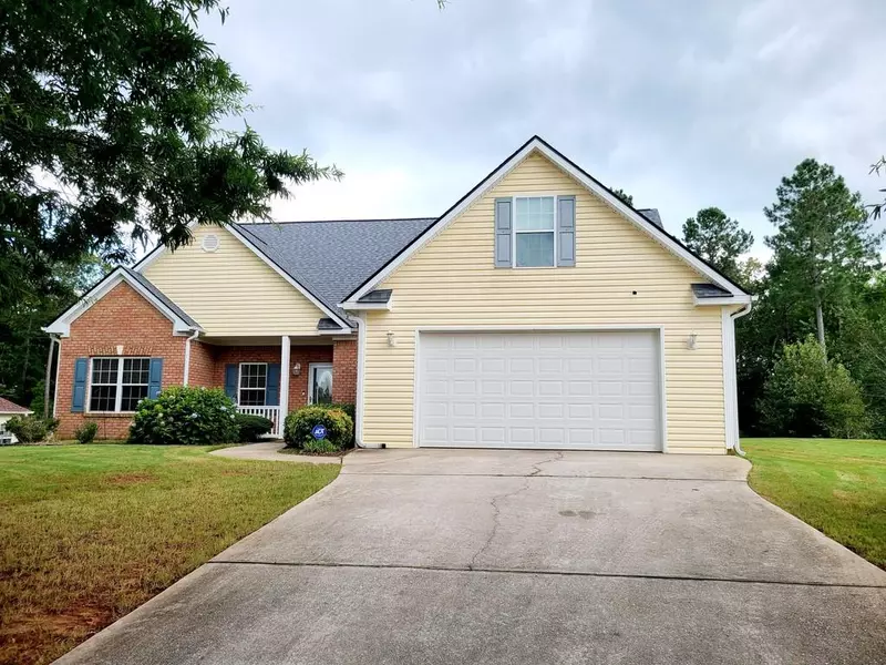 60 Oakbrook LN, Covington, GA 30016