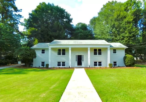 1059 CANTERBURY DR SE, Smyrna, GA 30082