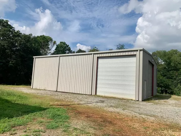 Pendergrass, GA 30567,102 Cedar DR