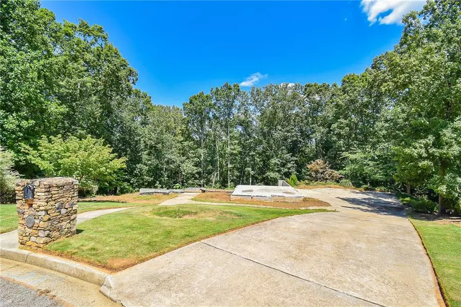 4639 Swimming Canoe TRL, Gainesville, GA 30506