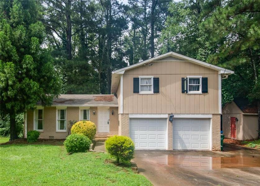 5473 WYDELLA RD SW, Lilburn, GA 30047