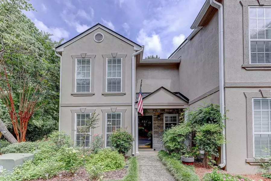 601 Masons Creek CIR, Sandy Springs, GA 30350