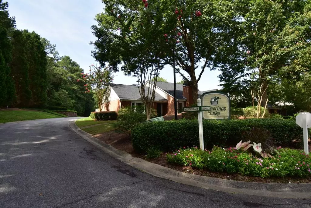 Peachtree Corners, GA 30092,6495 Deerings LN