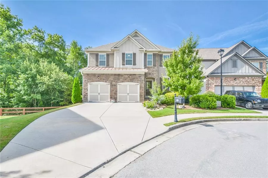 6880 Outrigger CT, Flowery Branch, GA 30542