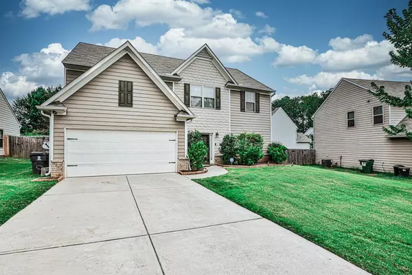 7303 Saint Agnes WAY, Fairburn, GA 30213