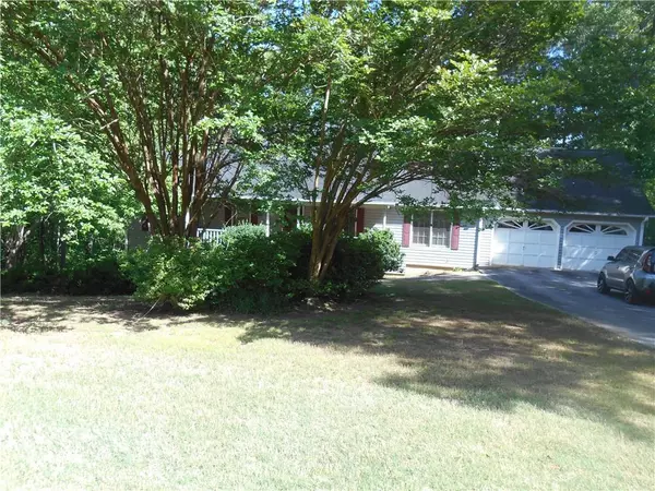 2615 Woodridge Chase, Canton, GA 30114