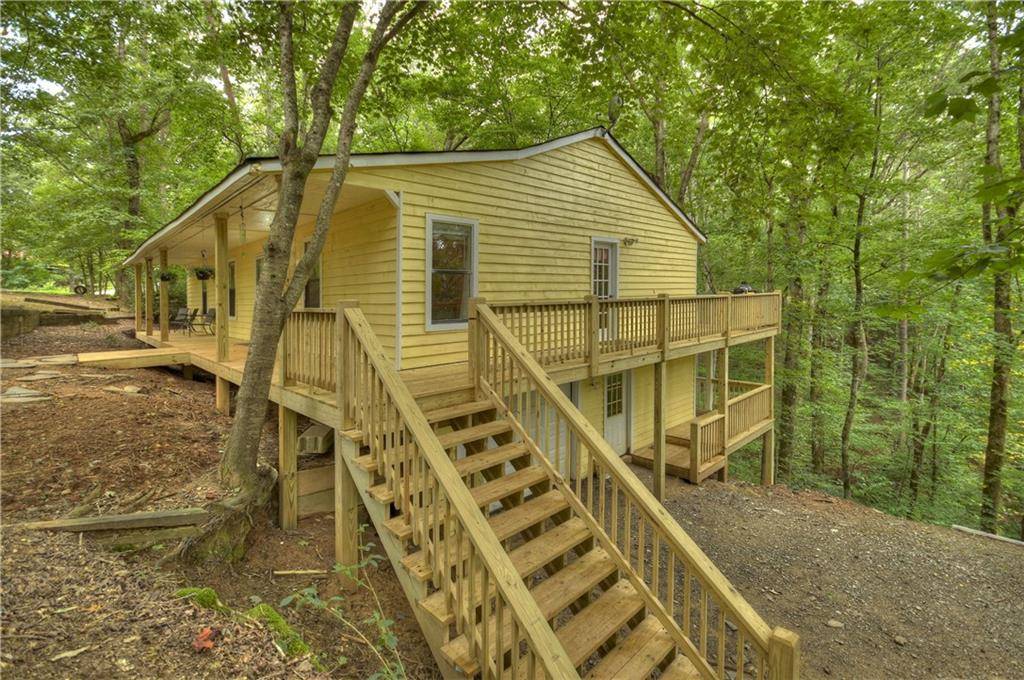 24 Lemmon LN, Ellijay, GA 30540