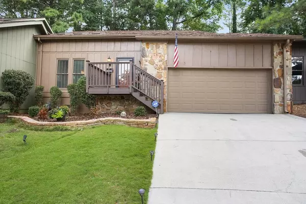 335 Southwind CIR, Roswell, GA 30076