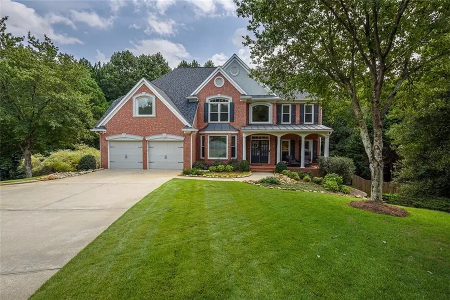 3313 Glen Devon LN, Berkeley Lake, GA 30096