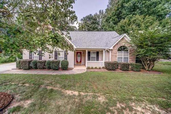 249 PEBBLE CREEK DR, Mcdonough, GA 30253