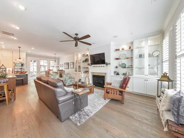 Woodstock, GA 30188,316 Booth ST