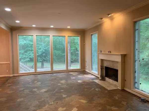 Woodstock, GA 30188,1204 Red Fox CIR