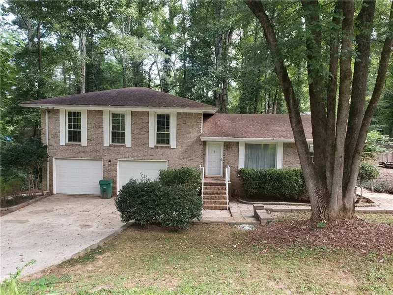 5090 Martindale LN, Stone Mountain, GA 30088