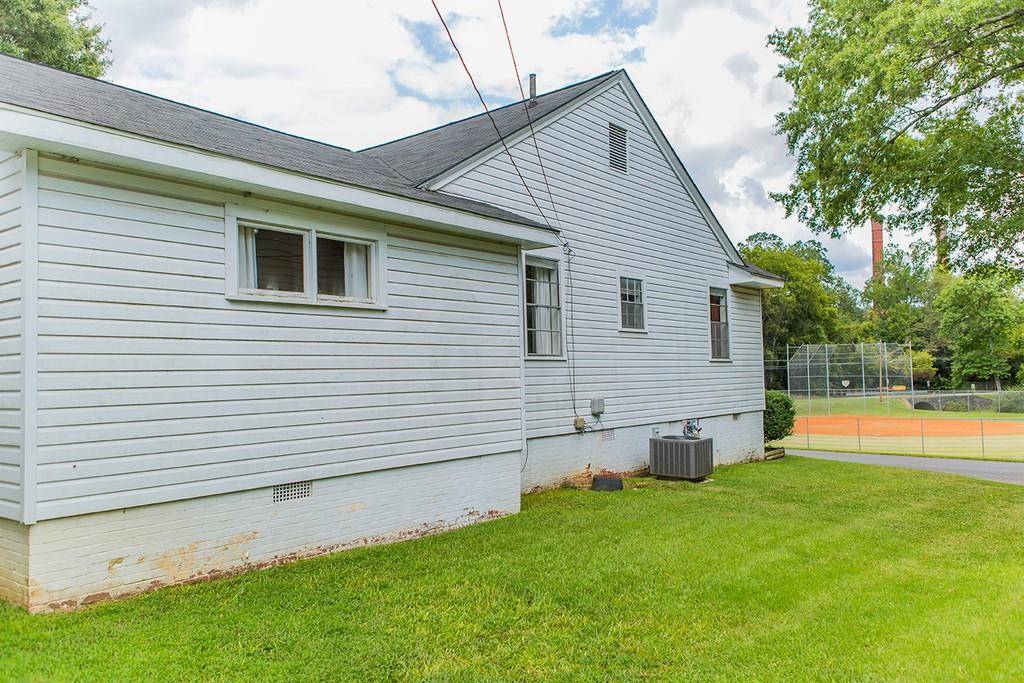 Lindale, GA 30147,2 Crescent AVE