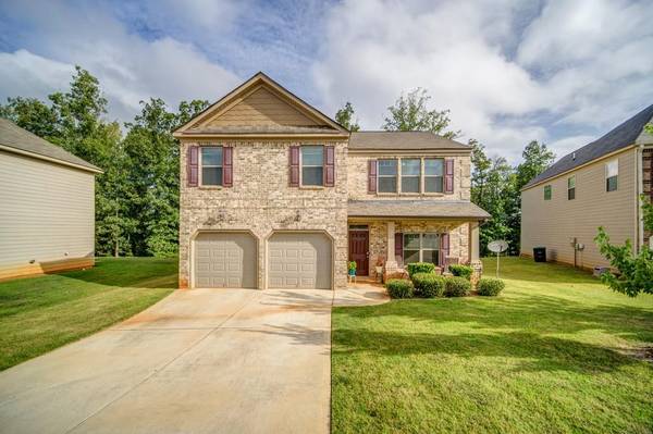 279 BANDELIER CIR, Hampton, GA 30228