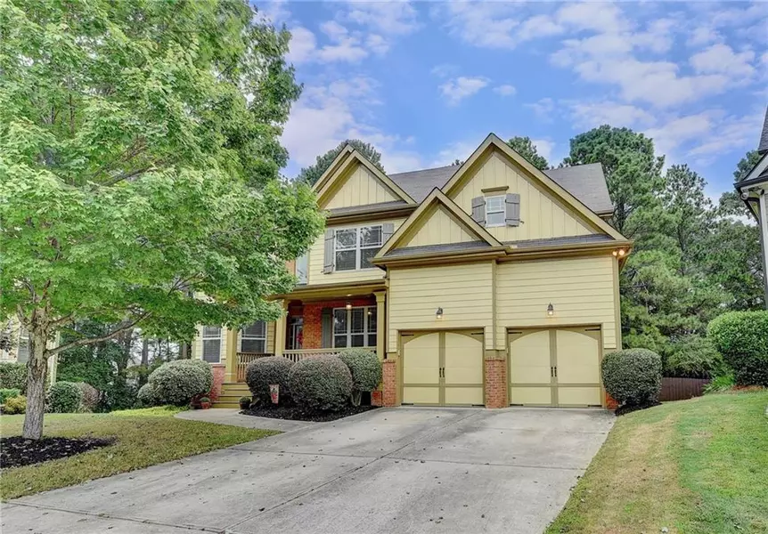 3253 Little Bear LN, Buford, GA 30519