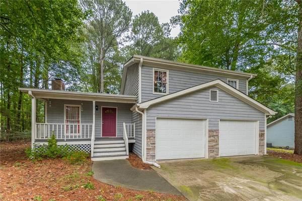 3532 Oakwilde DR, Snellville, GA 30039