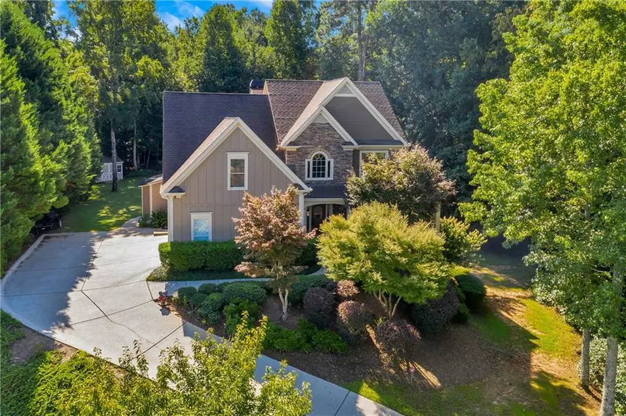 202 Pebblebrooke WALK, Canton, GA 30115