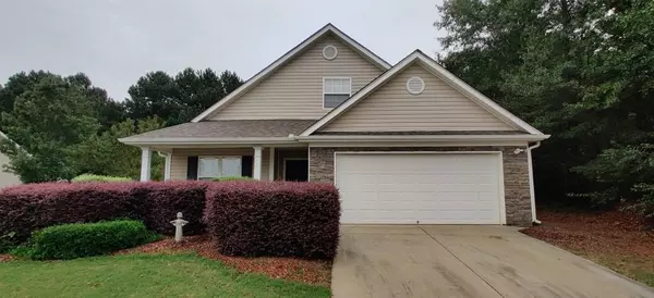 318 Annslee CIR, Loganville, GA 30052