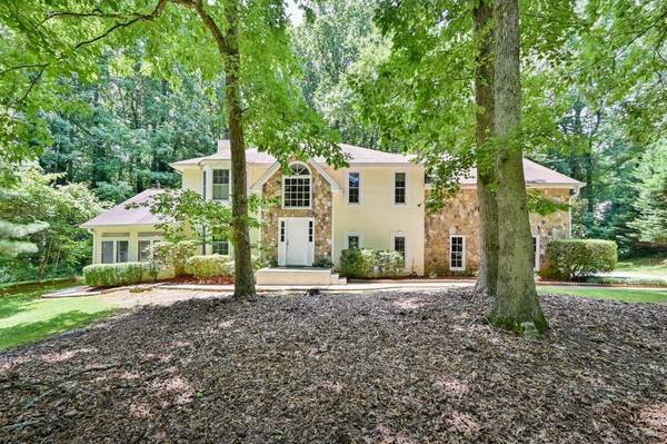 425 Hembree Hollow, Roswell, GA 30076