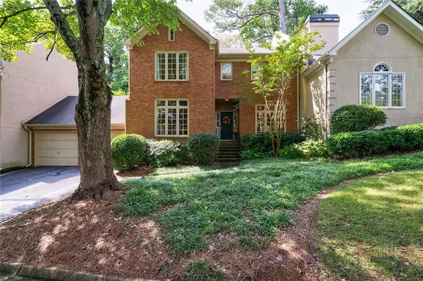 21 Paces West DR NW, Atlanta, GA 30327