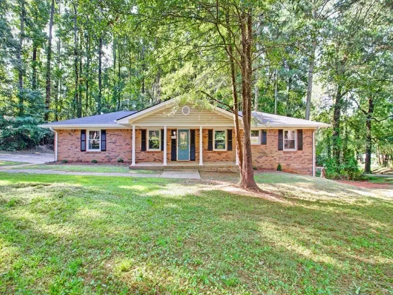 3794 Wesley DR, Lithia Springs, GA 30122