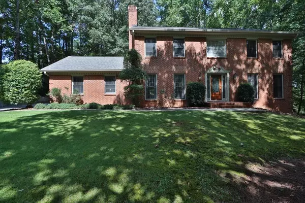 4974 Antebellum DR, Stone Mountain, GA 30087