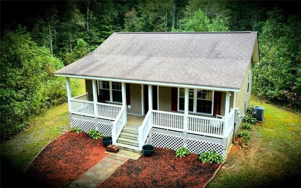 140 Cameron DR, Ellijay, GA 30540