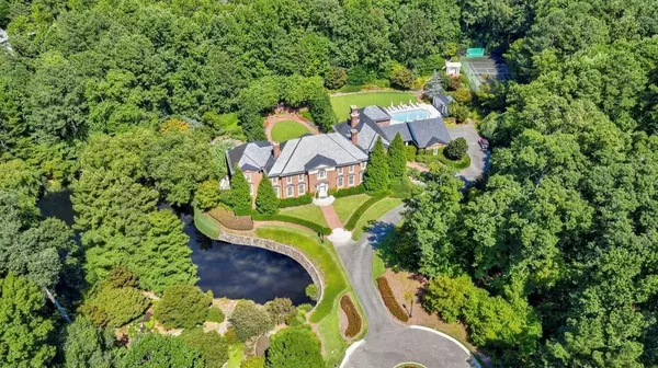 Atlanta, GA 30327,4615 Northside DR