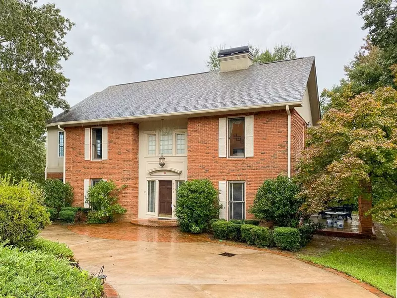 3502 River Road CIR, Gainesville, GA 30506