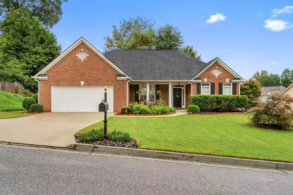 124 Clifford CT, Canton, GA 30115