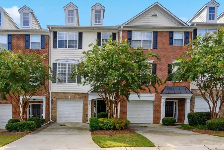 3736 Chattahoochee Summit DR, Atlanta, GA 30339