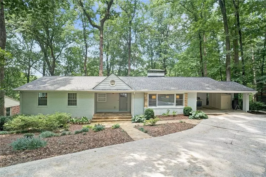 3999 Land O Lakes DR NE, Atlanta, GA 30342