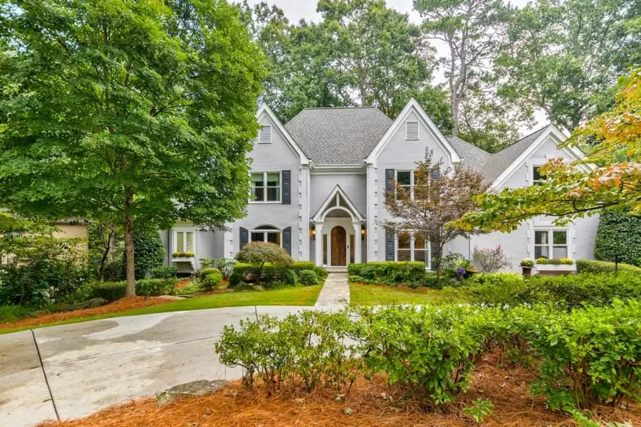 8225 Grogans Ferry RD, Sandy Springs, GA 30350