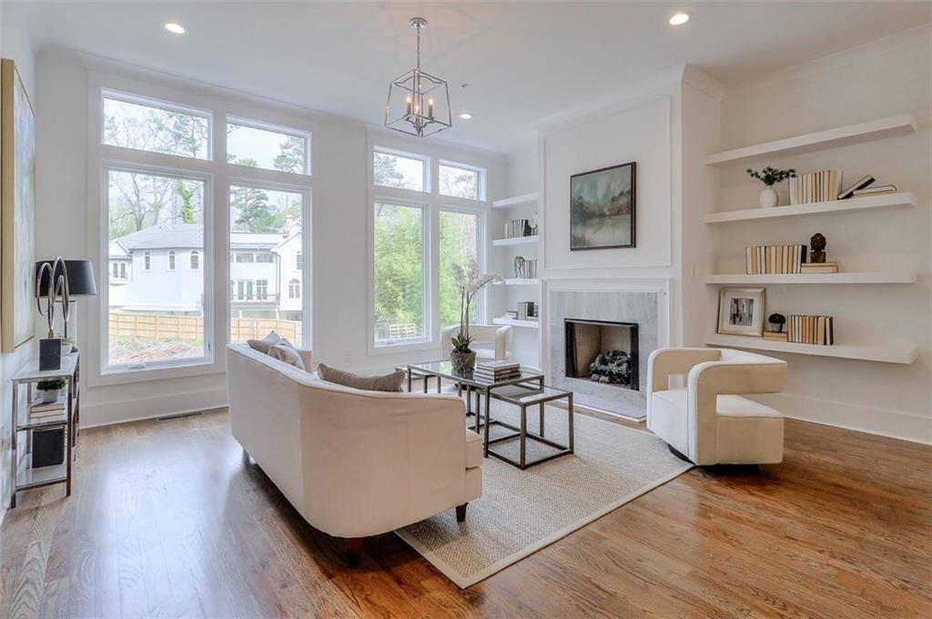 Atlanta, GA 30326,979 Laurel CT NE
