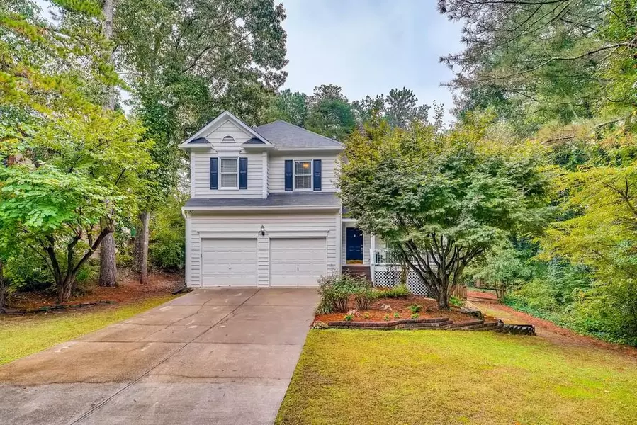 3999 Fox Glen DR, Woodstock, GA 30189