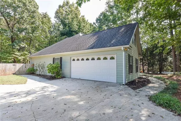 Winder, GA 30680,707 Michael DR