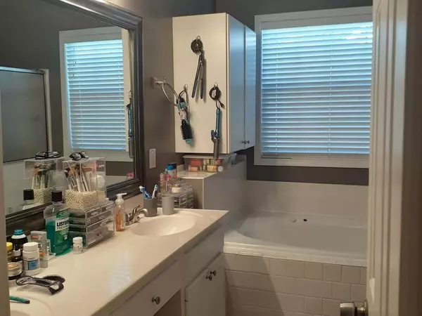 Snellville, GA 30078,986 Masters LN