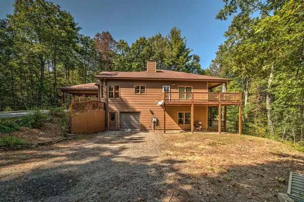 Ellijay, GA 30540,991 Sam Hill RD