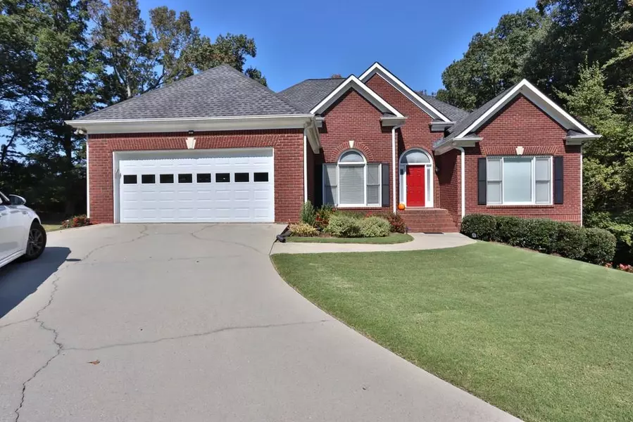 1900 Country Crest WAY, Dacula, GA 30019