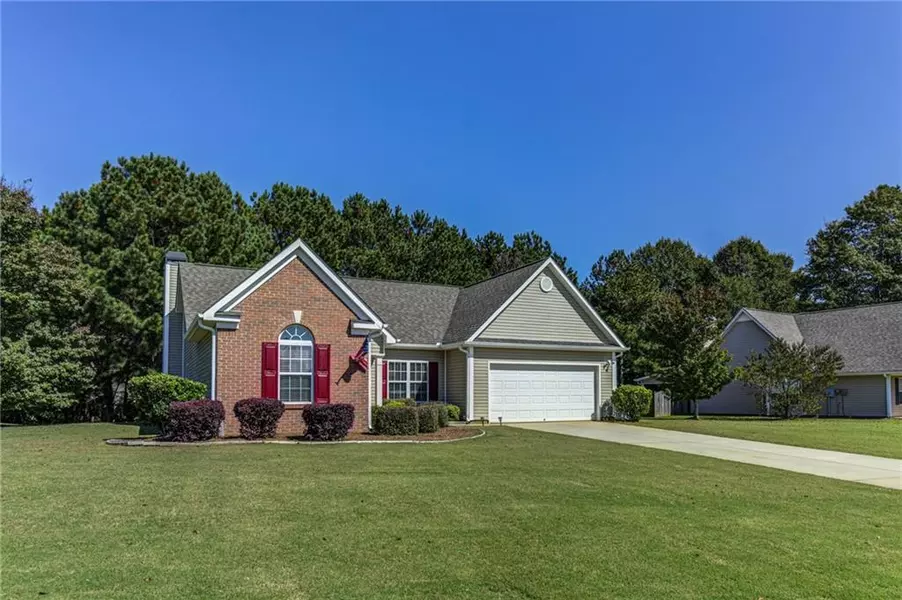 316 Annslee CIR, Loganville, GA 30052