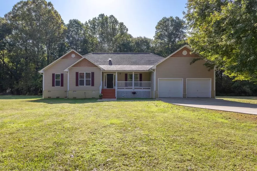 411 Cartecay River RUN, Ellijay, GA 30536