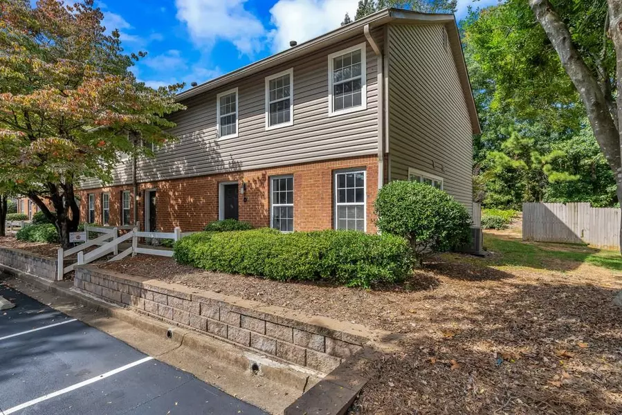 7750 Roswell RD #8D, Sandy Springs, GA 30350