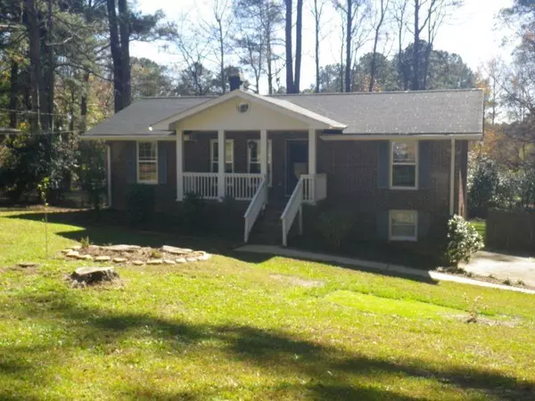 872 Maple DR, Riverdale, GA 30274