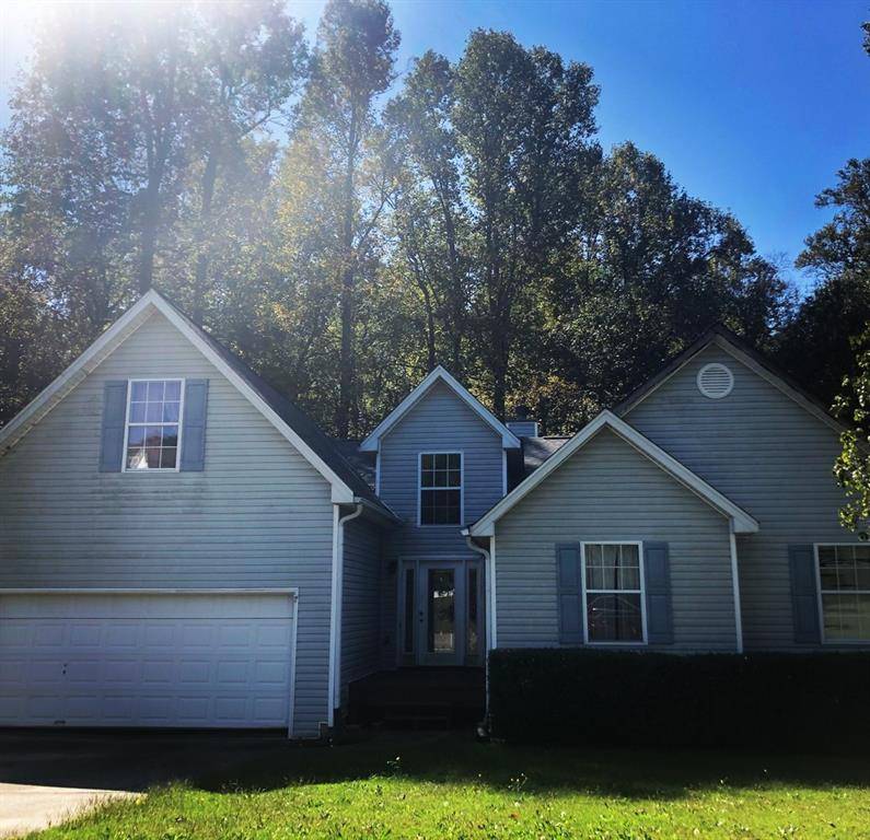 729 Baskins CIR, Winder, GA 30680