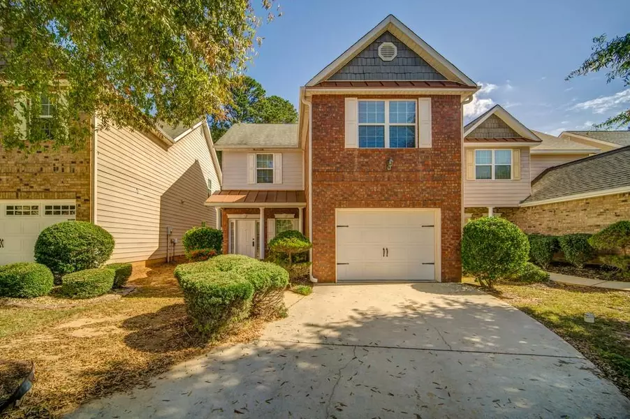 304 CLOVER BROOK DR, Locust Grove, GA 30248