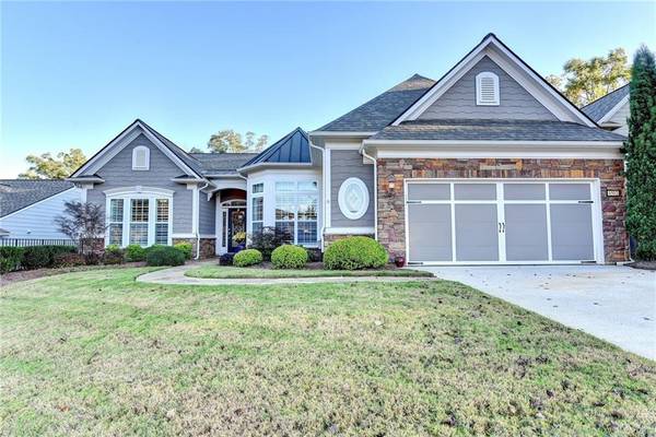 6502 Autumn Crest LN, Hoschton, GA 30548