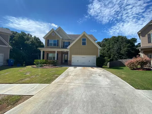 383 Strawberry WALK, Loganville, GA 30052