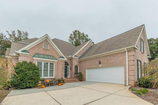 5460 Buck Hollow DR, Alpharetta, GA 30005