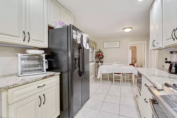 East Point, GA 30344,2533 N Bryan CIR